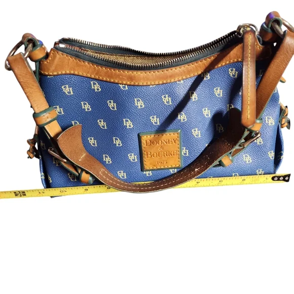 Dooney Burke Blue logo petite hand/shoulder bag - Picture 10 of 16